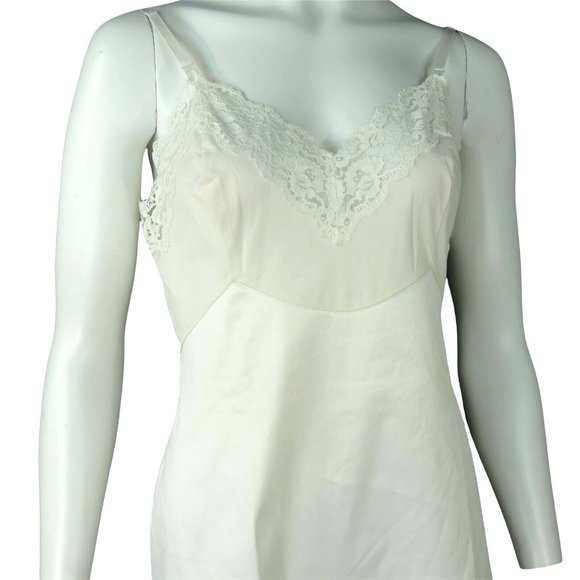 Vintage 70s Pennys Full Length Nylon Dress Slip S Beige Lace Pin Up Glam Modest - Picture 2 of 10